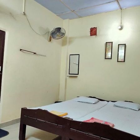 Chandrupal Lodging Γουβαχάτι Εξωτερικό φωτογραφία